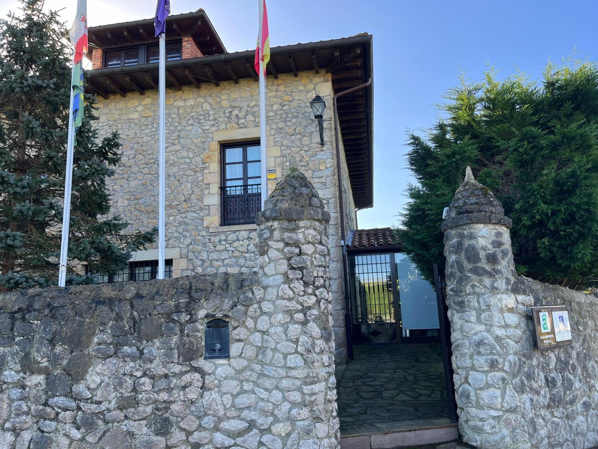 Hotel Posada San Tirso Toñanes Exterior foto