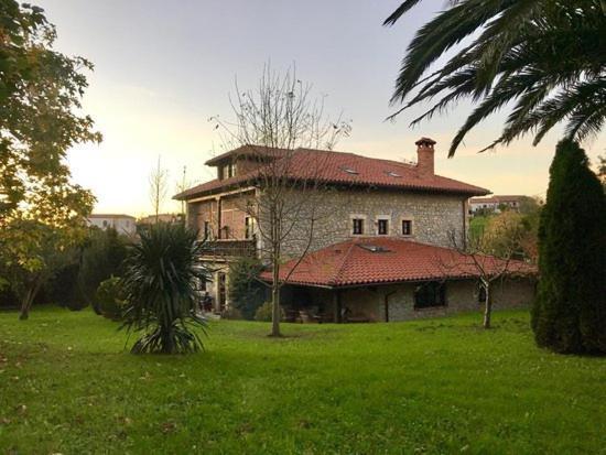 Hotel Posada San Tirso Toñanes Exterior foto